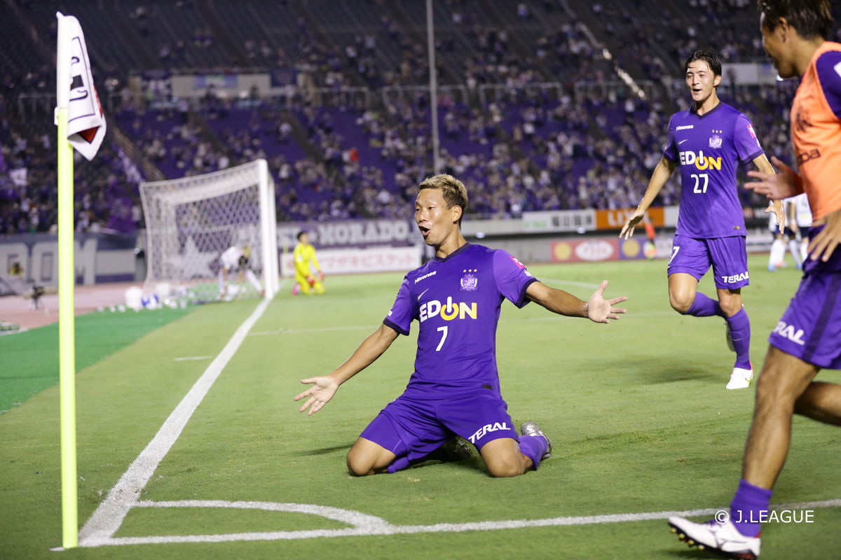 Sanfrecce's big win kicks off J.League YBC Levain Cup quarter-final clashes