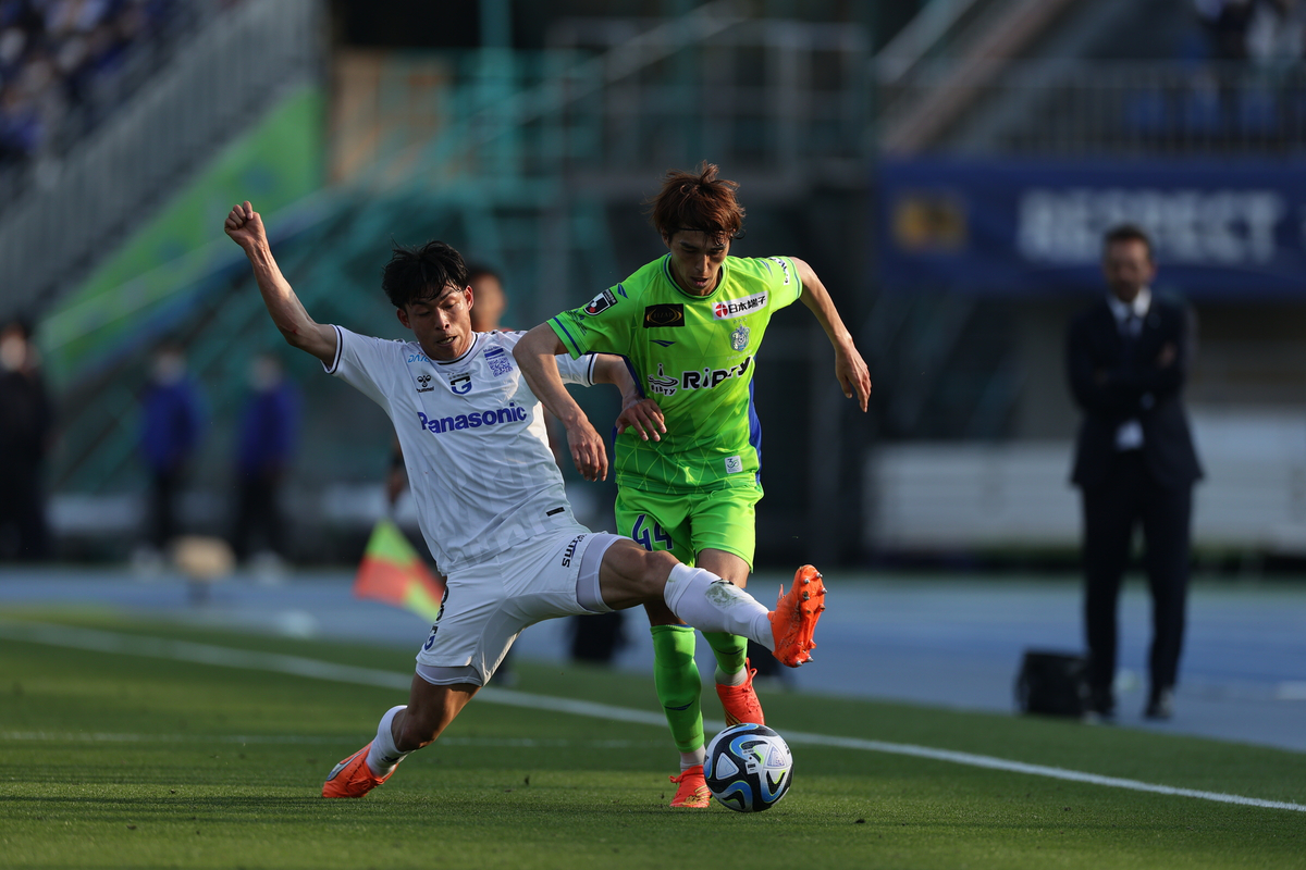 Bellmare can climb out of bottom against Gamba