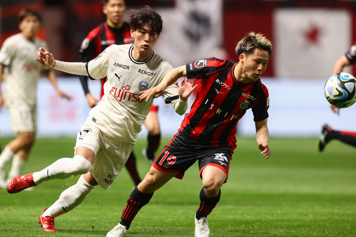 Frontale, Consa try to end skids in Kawasaki