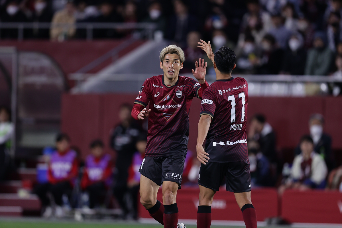 Title race tightening as Vissel take on Shonan
