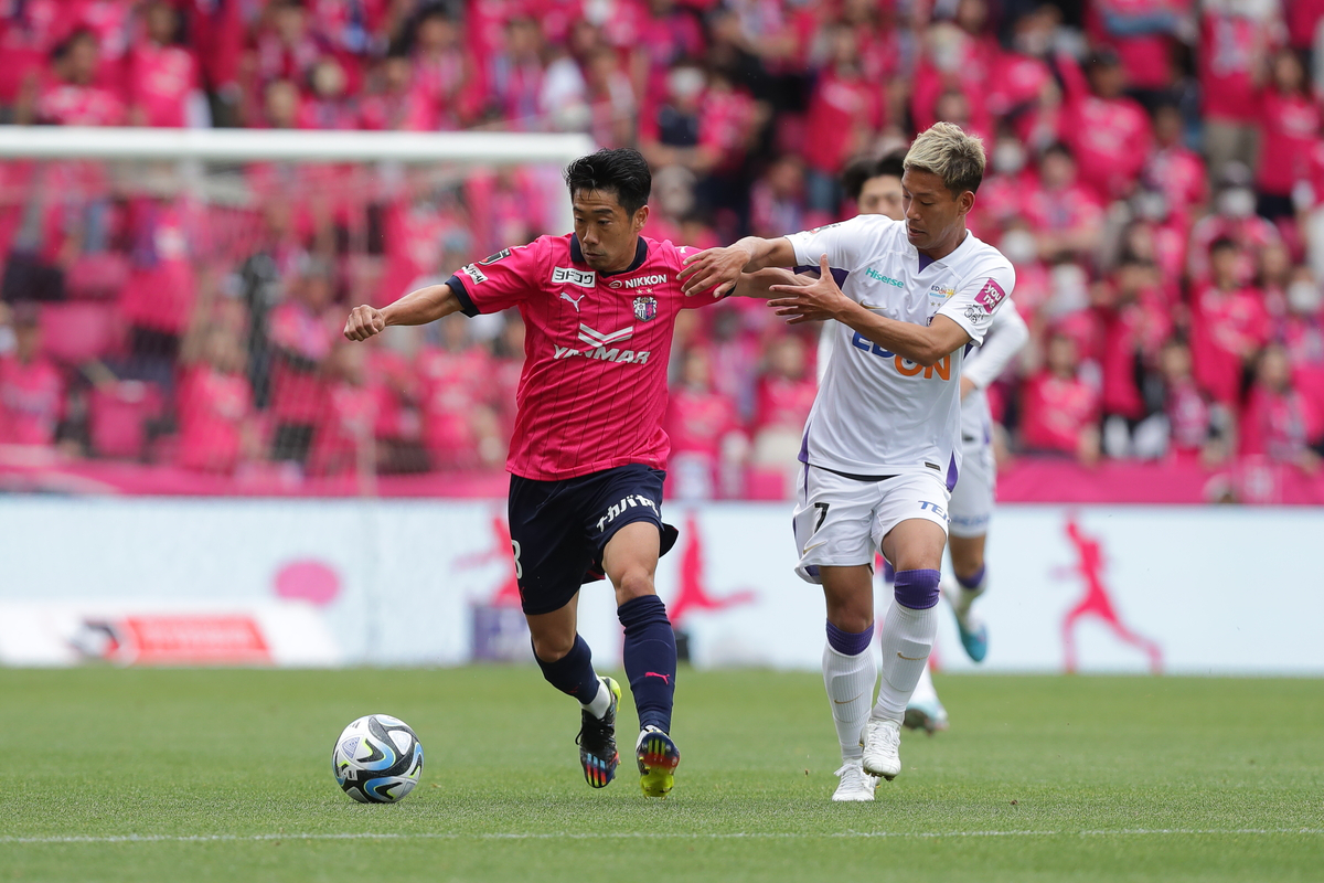 Sanfrecce, Cerezo meet with both aiming to move closer to top
