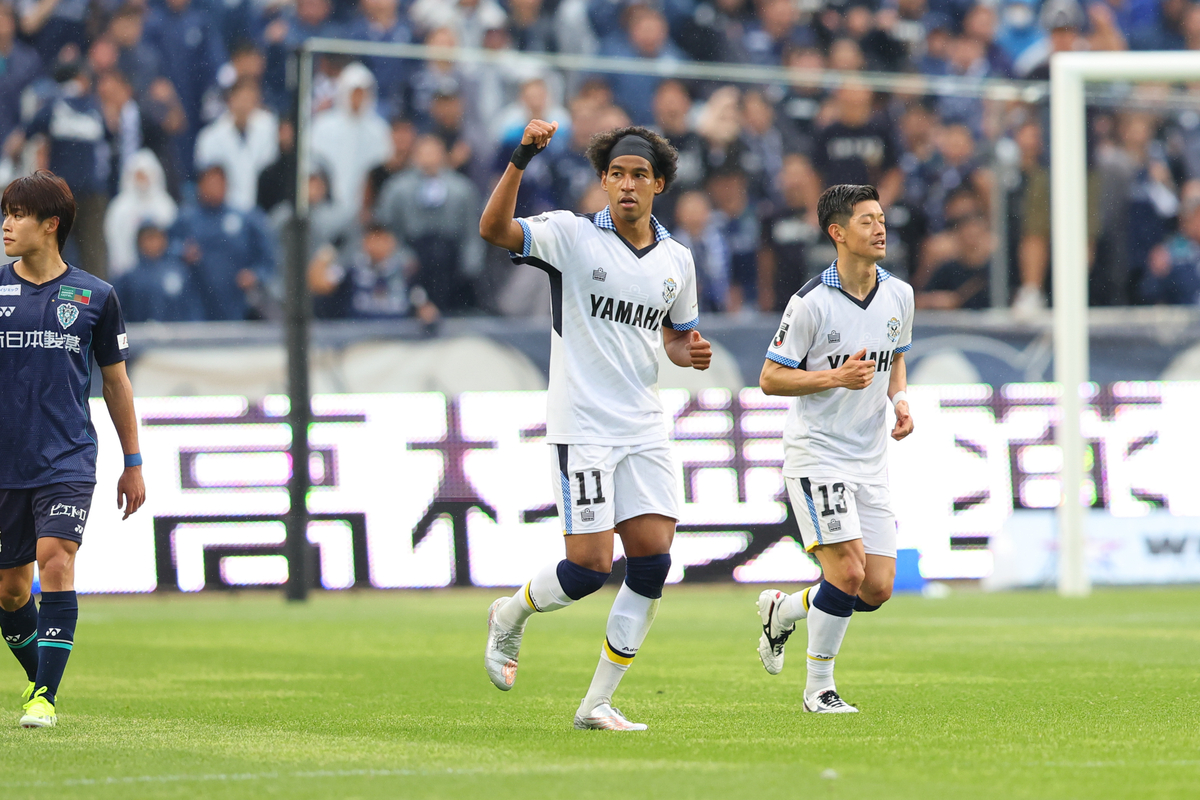 J.League Top Scorer Watch: Germain scores twice to extend lead