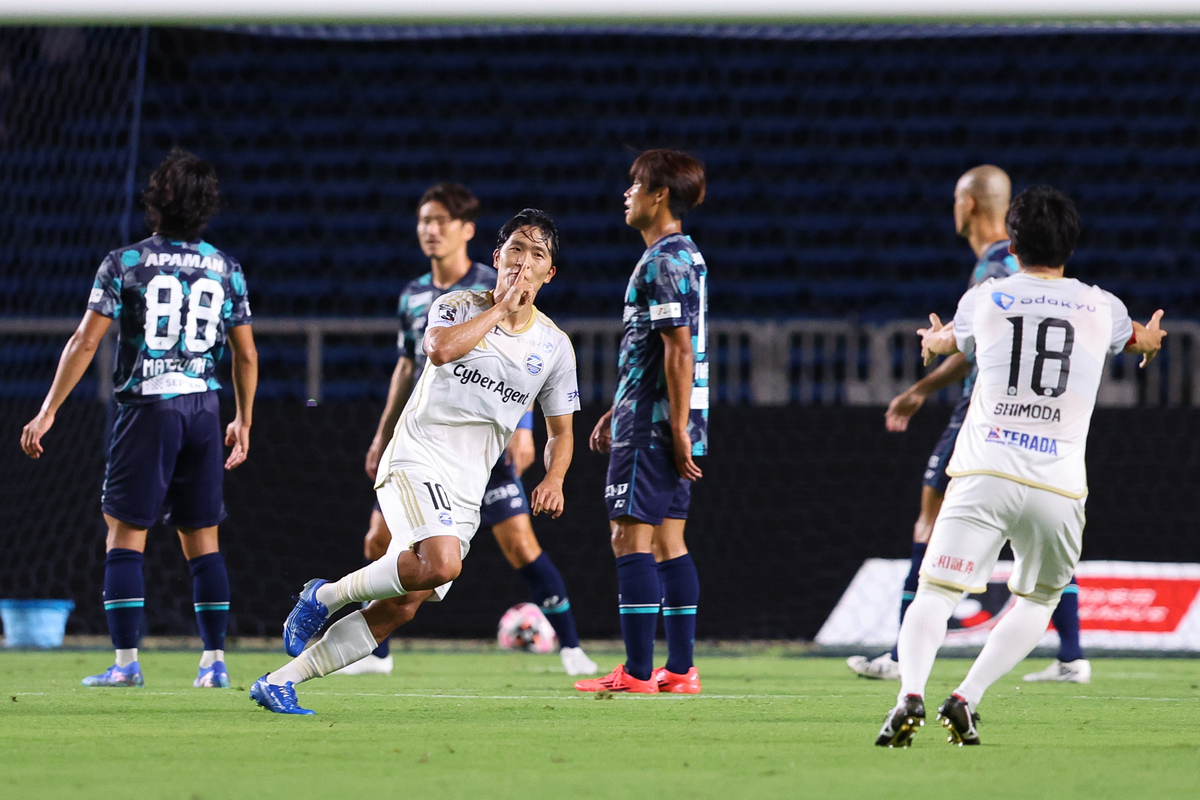 J1 League Matchweek 30 Recap: Zelvia on top as title race takes turn