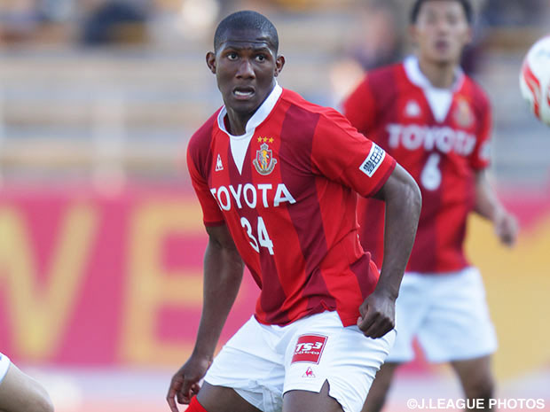 Grampus teen Gustavo seeks knee treatment in Brazil