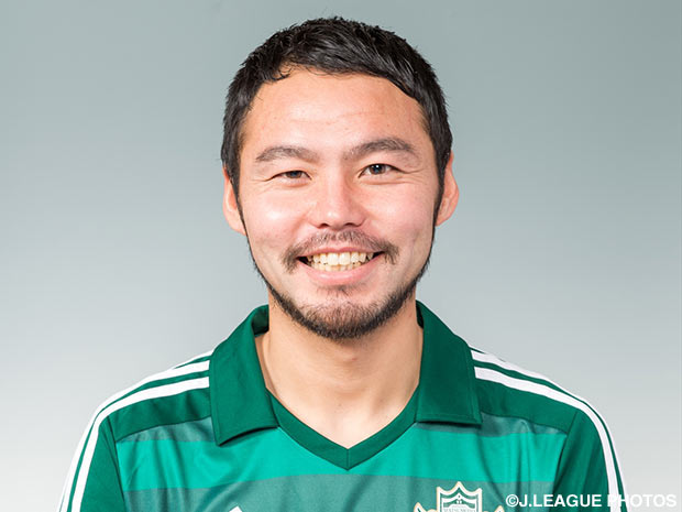 Yamaga striker Arata joins Trinita