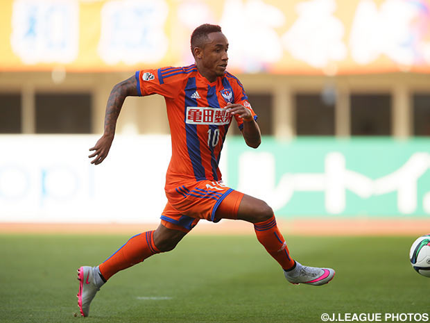 Albirex striker Rafael Silva to treat injury in Brazil