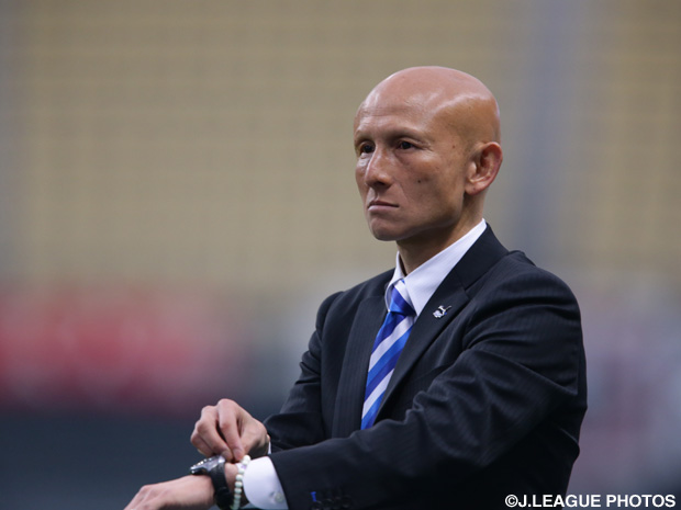 Oita Trinita dismiss manager Kazuaki Tasaka