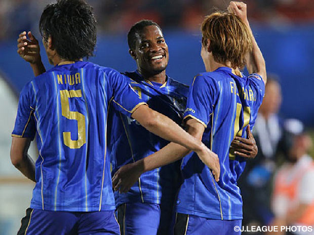 Gamba through and rarely troubled against Seoul