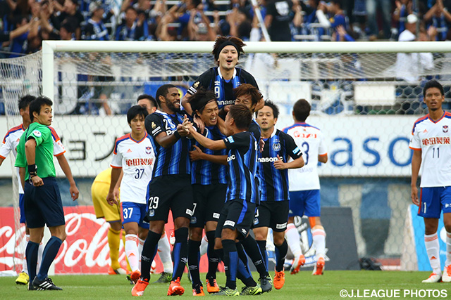 Nabisco Cup finalists Gamba made to sweat by Albirex
