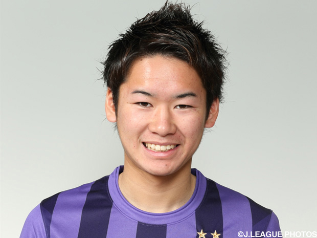 Sanfrecce youth Takahashi delighted to sign Pro A contract