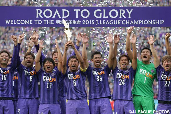 Douglas treble crowns Sanfrecce second-stage winners