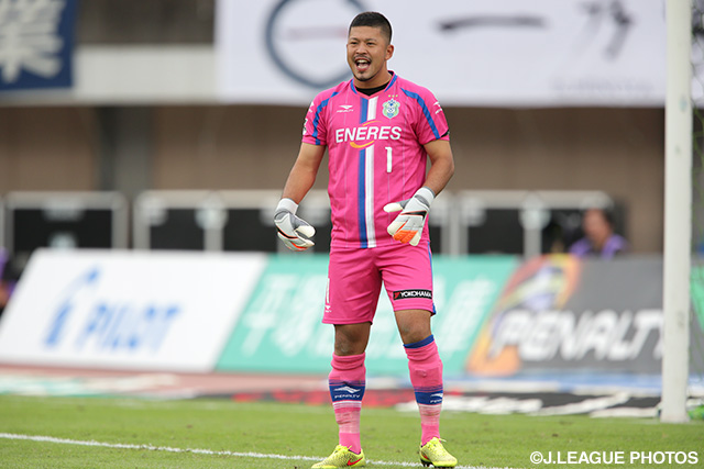 Tokyo sign Bellmare goalkeeper Akimoto