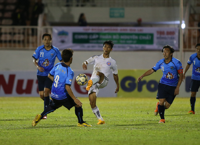 Yokohama FC lose friendly to V-League club