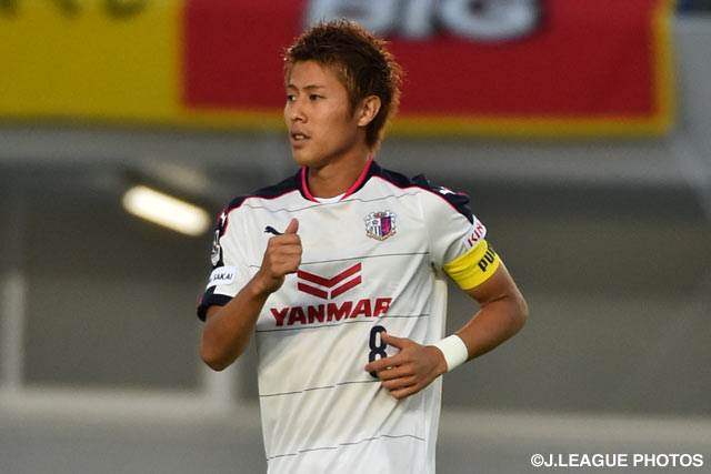 Cerezo captain Kakitani injured