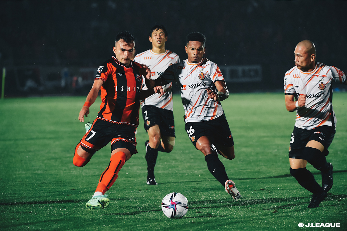 [MEIJI YASUDA J1 League 26th Hokkaido Consadole Sapporo vs. Nagoya Grampus]