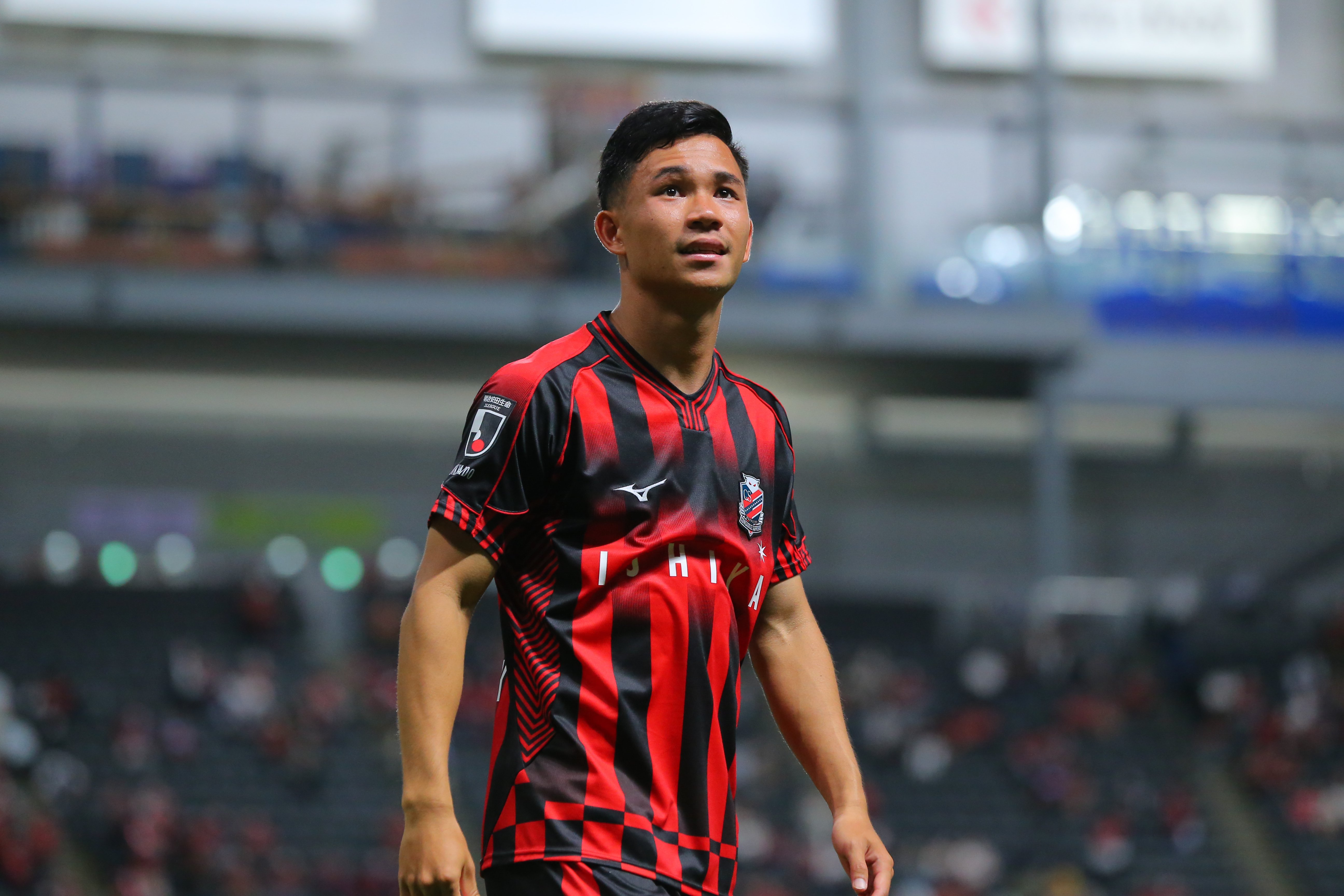 Thai star Supachok Sarachat makes Hokkaido Consadole Sapporo deal permanent  | Tin tức | J.LEAGUE