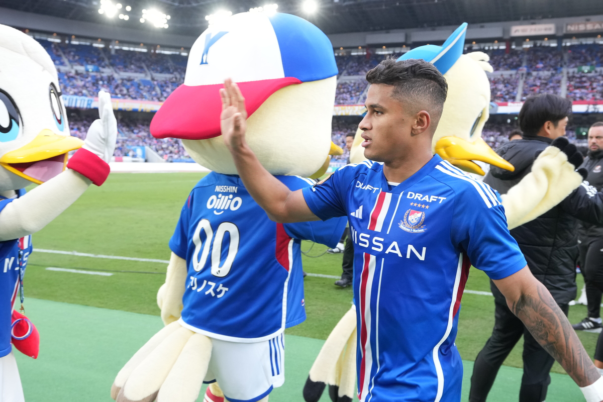 Marinos make final push for the top against Niigata