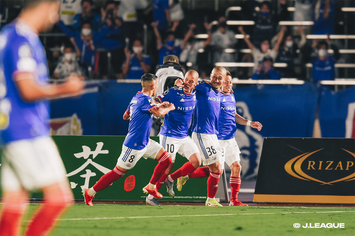 Marinos beat Bellmare, cut deficit to nine points