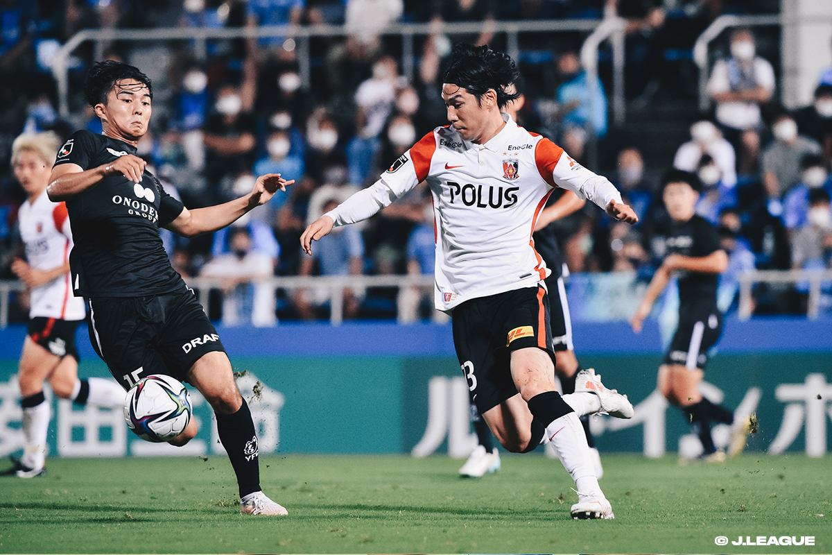 [MEIJI YASUDA J1 League 28th Yokohama FC vs. Urawa Reds]